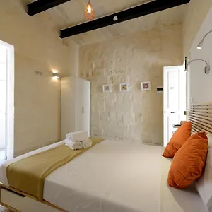Private With Bathroom In Pensión La Valeta