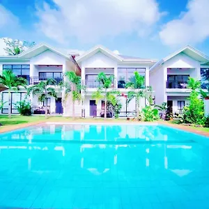 Tana Mysterious Garden Сasa de vacaciones Panglao