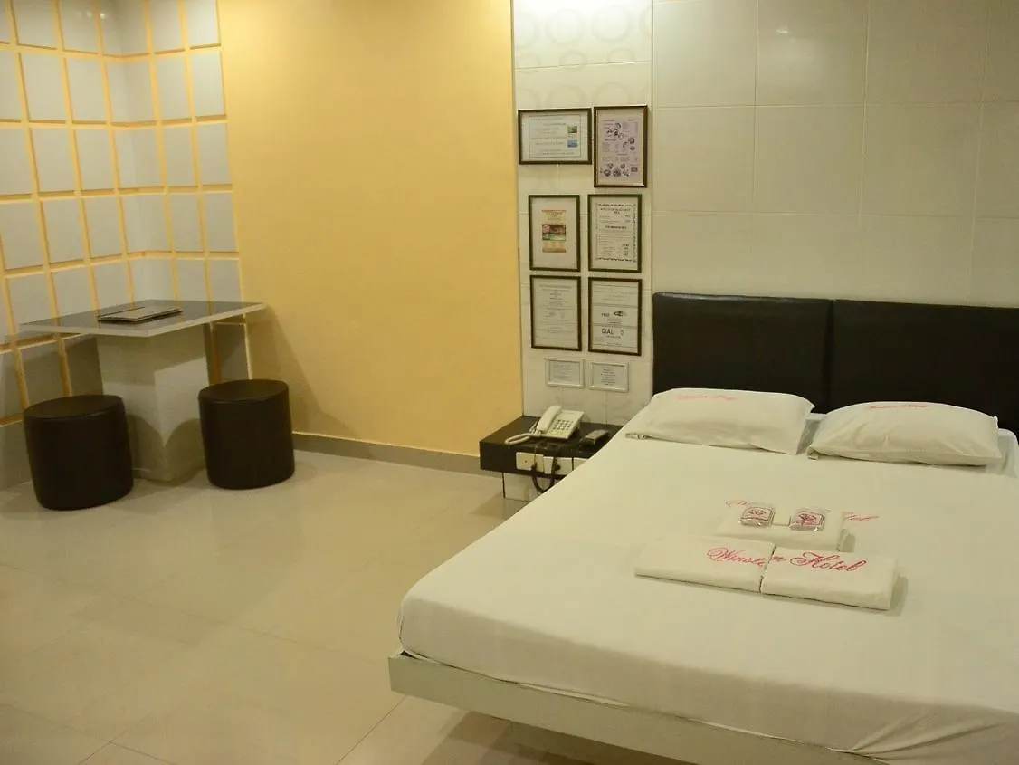 New Winston Hotel Pasay 3*,  Philippines